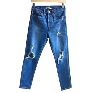 Levi’s Wedgie Destroyed High Rise Light Wash Blue Denim Skinny Jeans Size 27
